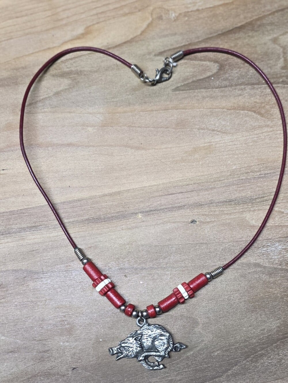 Arkansas Hogs Razorback Necklace w Red Beads - Picture 5 of 7